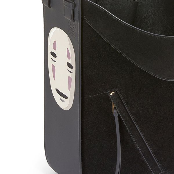 完売必至!ロエベ×千と千尋の神隠し 偽物 カオナシ ハンモック トートバッグ (クラシックカーフ&スエード)A538H02X14